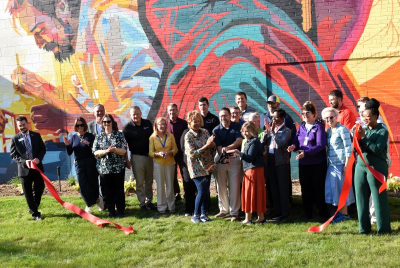 city rescue mission mural ribbon cutting 